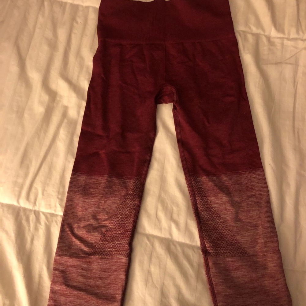 lululemon athletica capris size 2